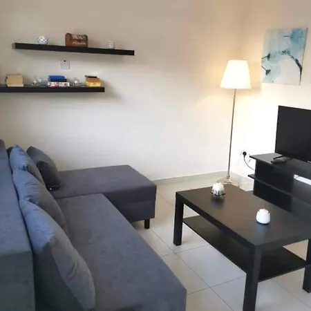 Hébergement de vacances Ionian Breeze Family House Walk To And Dining Paralímni