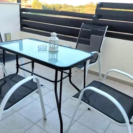 Ionian Breeze Family House Walk To And Dining Paralímni