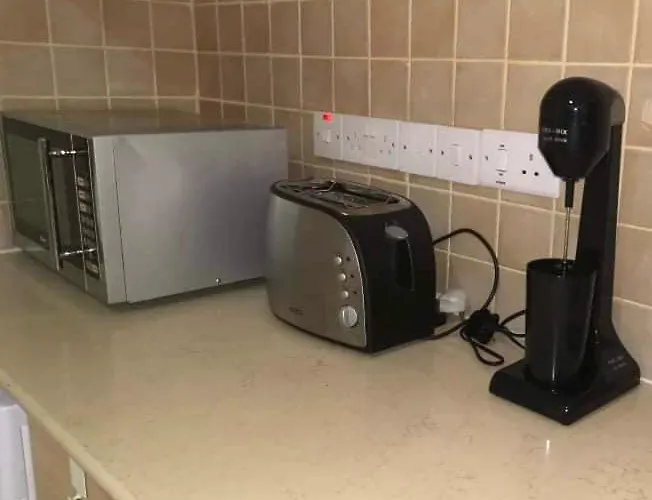 Ionian Breeze Family House Walk To And Dining * Paralimni