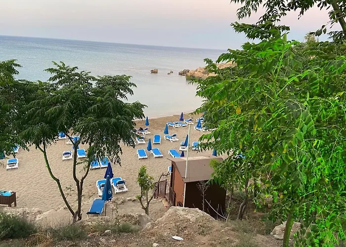 Ionian Breeze Family House Walk To And Dining Paralimni