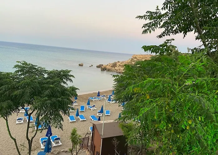 Ionian Breeze Family House Walk To And Dining * Paralimni