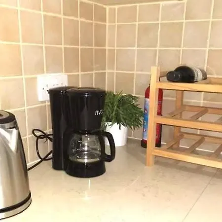 Ionian Breeze Family House Walk To And Dining בית נופש *