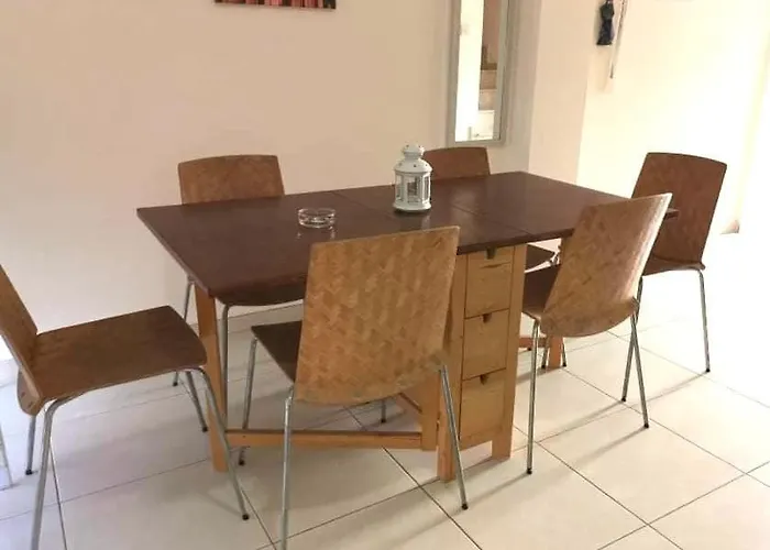 Ionian Breeze Family House Walk To And Dining * פאראלימני