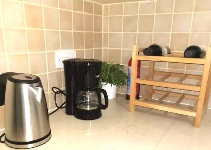 Ionian Breeze Family House Walk To And Dining בית נופש *