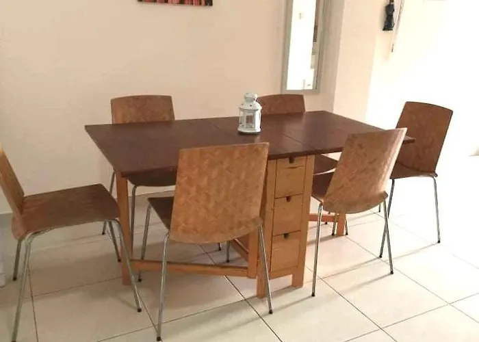 Ionian Breeze Family House Walk To And Dining פאראלימני